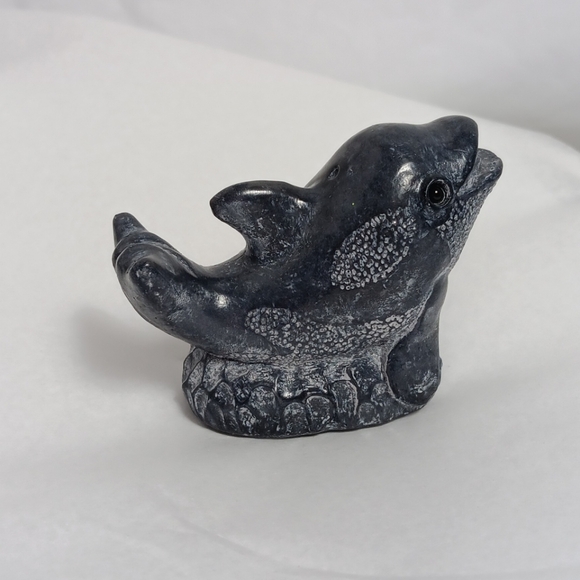 A Wolf Original Dolphin Sculpture Figurine Soap Stone Gloss Finish Cute Baby - Picture 6 of 12